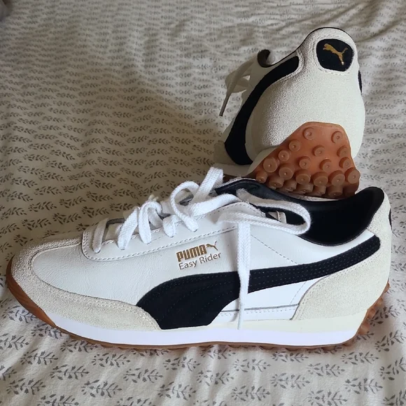 Puma Easy Rider White and Black Sneakers - Picture 1 of 8